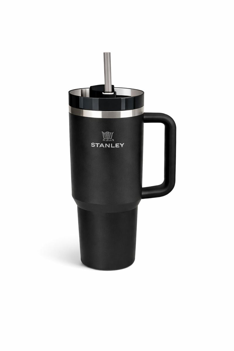 Stanley 1.8L -Gardez votre boisson GLACÉE pendant 48h même sous la chaleur de Dakar 🧊🔥”